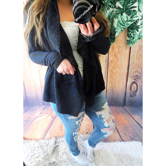Urban Outfitters Sweaters - Urban Outfitters waterfall cardigan ☕️